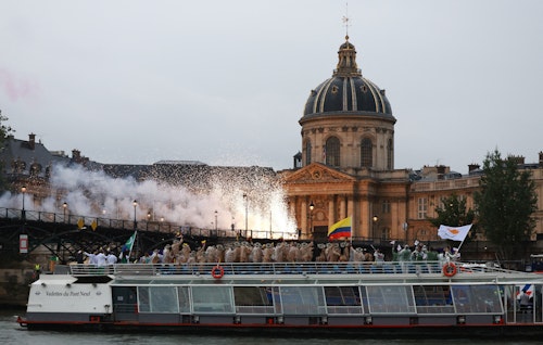 Water and light shows amid drizzle