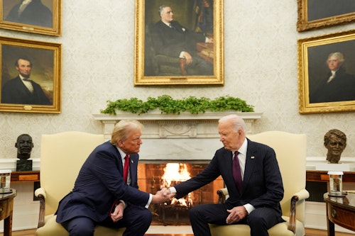 Biden, Trump'ı Beyaz Saray'da ağırlarken "Hoş geldiniz" dedi