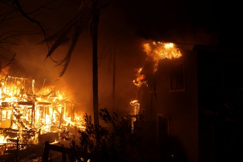 Climate change lengthens California's fire season, expert says
