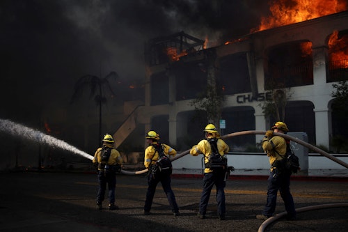 Water runs short in battle against Los Angeles wildfires