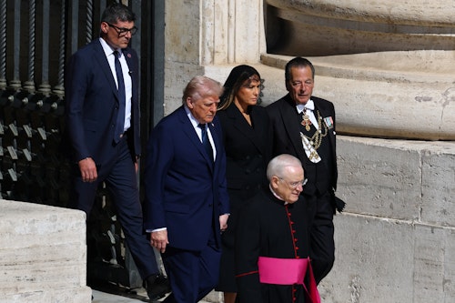 World leaders and royalty arrive in St. Peter's Square