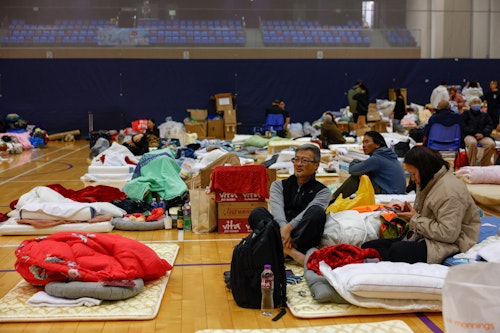 Σε φωτογραφίες: Μέσα σε κέντρο εκκένωσης