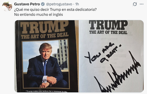 Ο Πέτρο δείχνει υπογεγραμμένο αντίτυπο του βιβλίου του Τραμπ