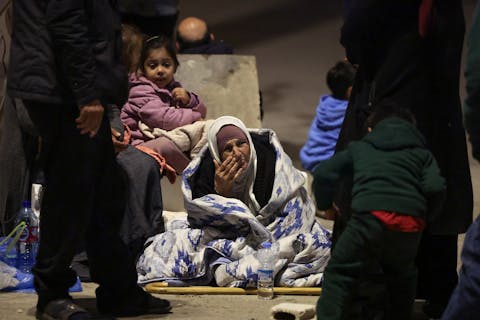 زنی سالخورده در میدان شهدا در بیروت، لبنان، ۵ مارس ۲۰۲۶.